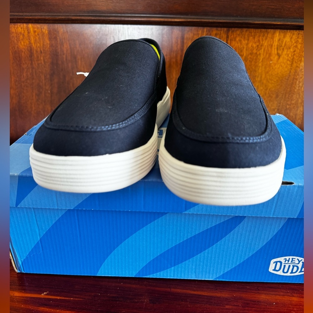 Hey Dude Sunapee Canvas Slip On Shoes Men’s Size 12 Navy White Lightweight - Picture 2 of 8